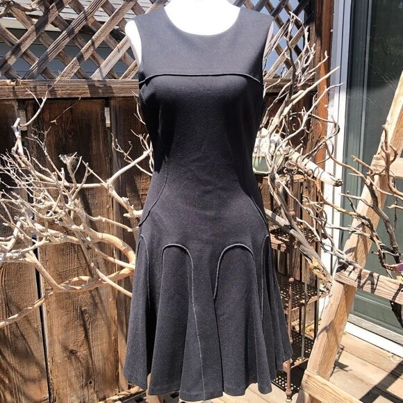 Derek Lam Sleeveless Exposed Seam Black Dress LBD - Picture 1 of 11